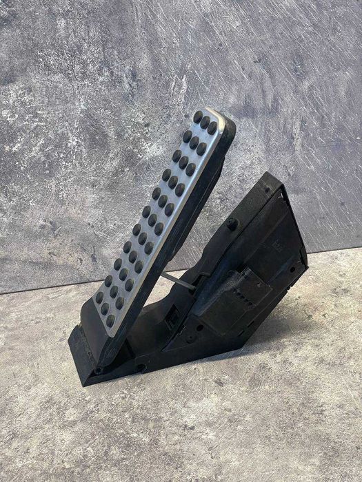 Педаль газа AMG Mercedes W204 W212 W205 W213 X253 мерседес газу