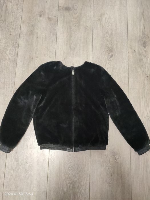 Czarna misiowata ramoneska