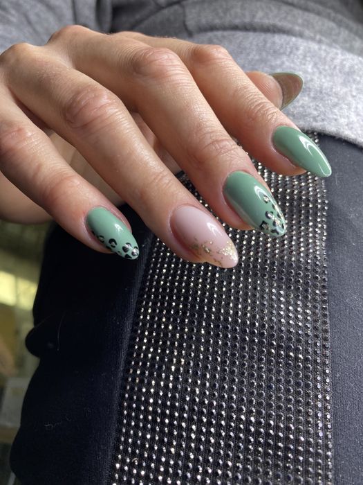 Курси манікюру та нарощування нігтів