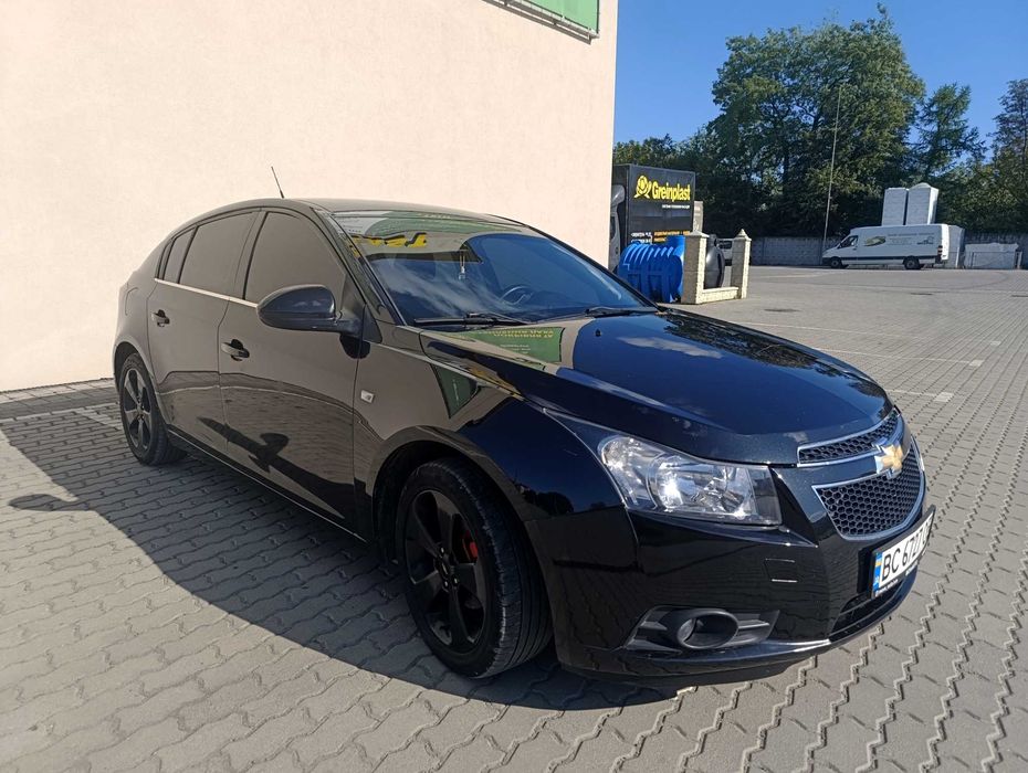 Chevrolet Cruze 2011 р. 1.8 газ/бензин