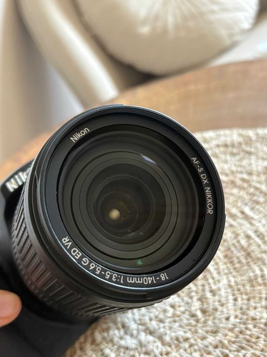 Aparat Nikon D3500 + obiektyw futerał stan idealny