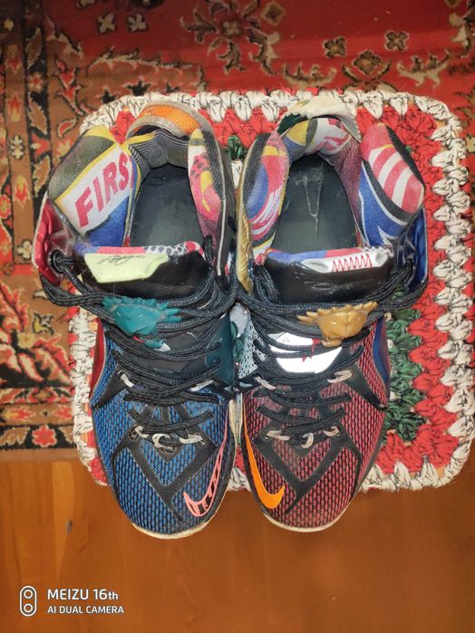 Кросовки nike lebron