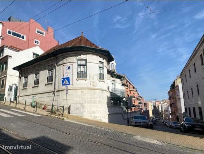 Moradia Exclusiva na Lapa – Lisboa