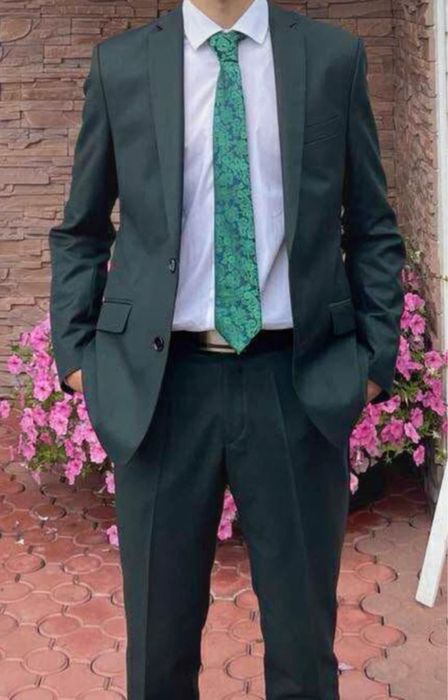 Garnitur w kolorze butelki