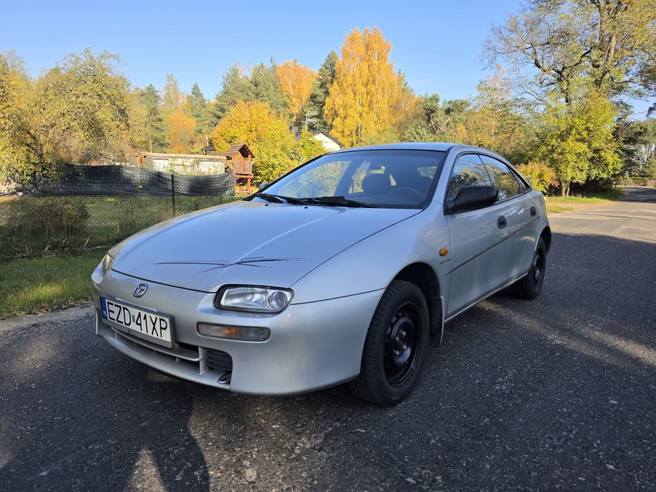 Mazda 323F