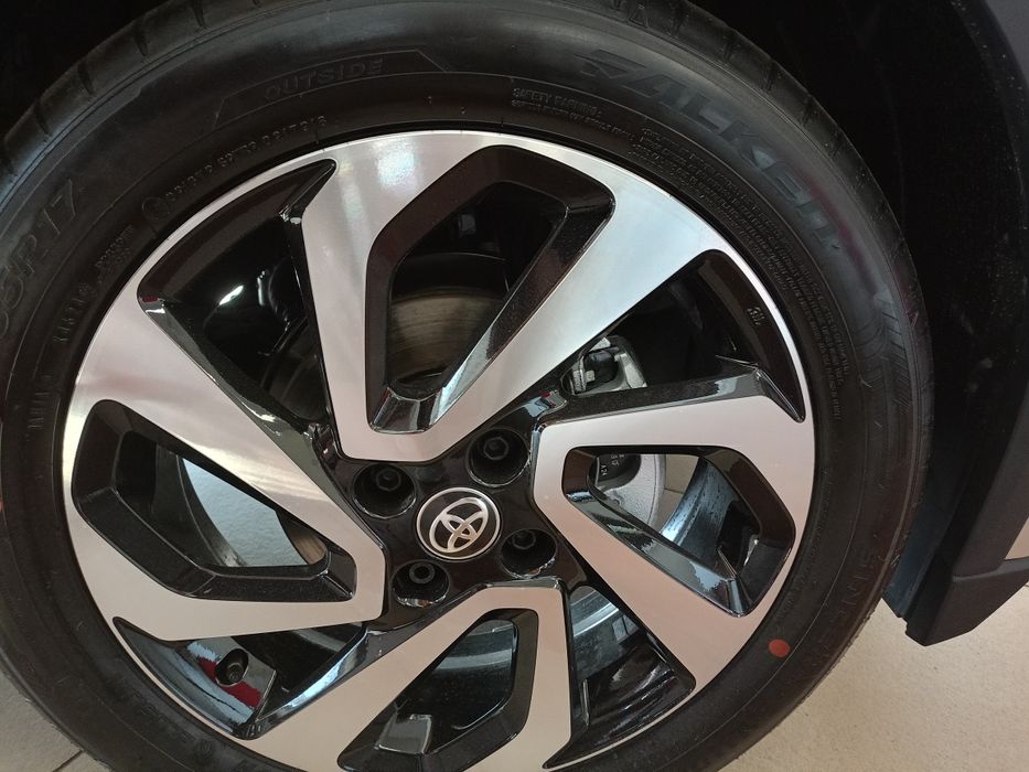 Opony letnie FALKEN ,,18" - NOWE