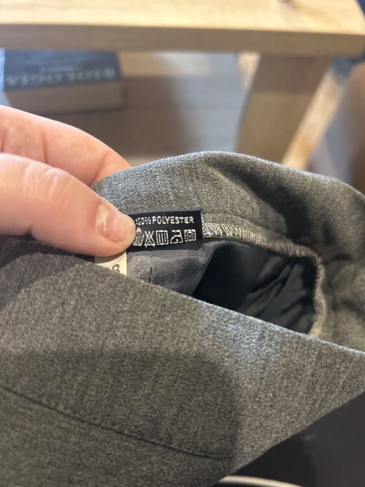 Długa szara spódnica