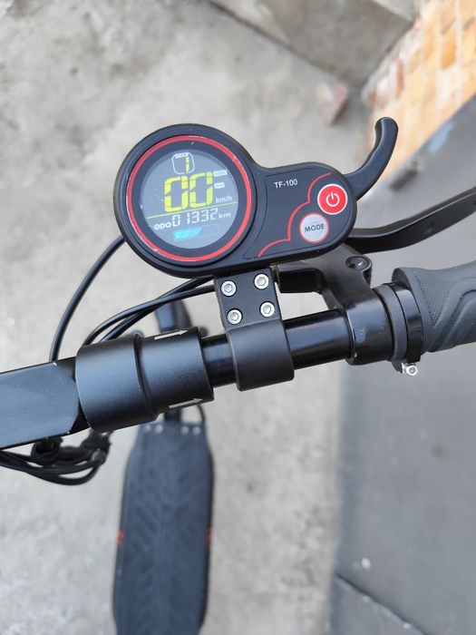 Електросамокат Crosser T4