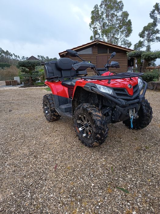 Moto 4x4 cfmoto 520 L