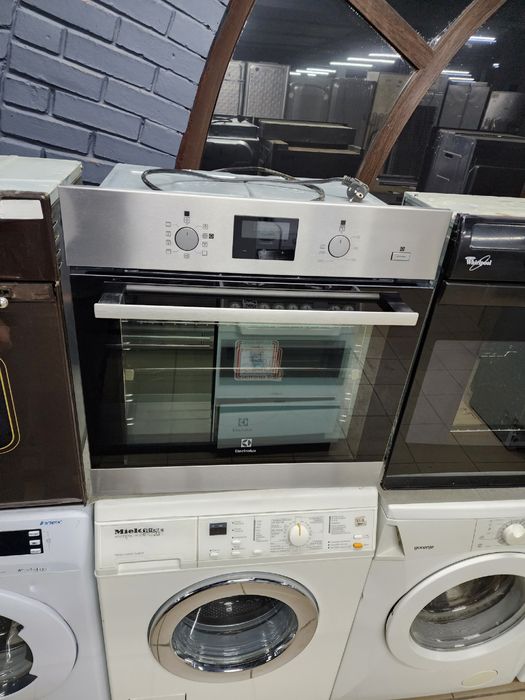 Духовий шкаф Amica EBF 6521  Знижки до 50%