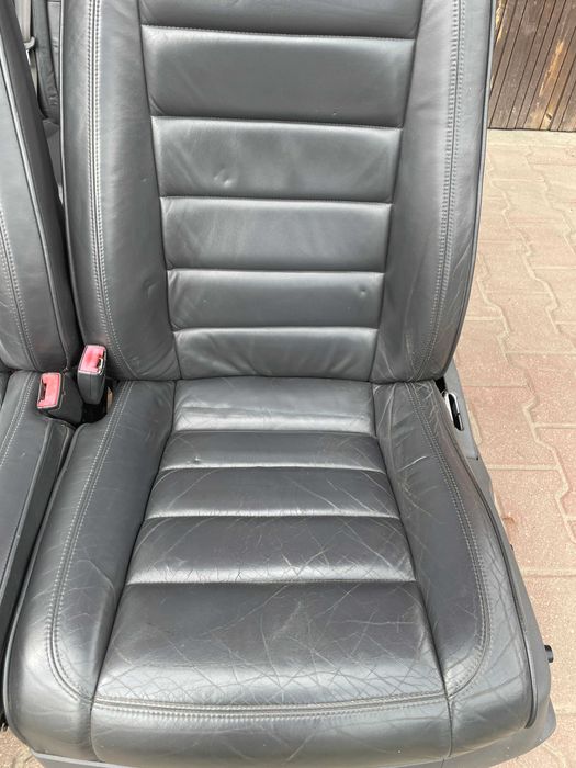 Fotele Volkswagen Touareg 7L skóra boczki kanapa