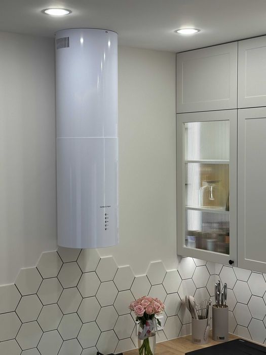 Витяжка кухонна острівна