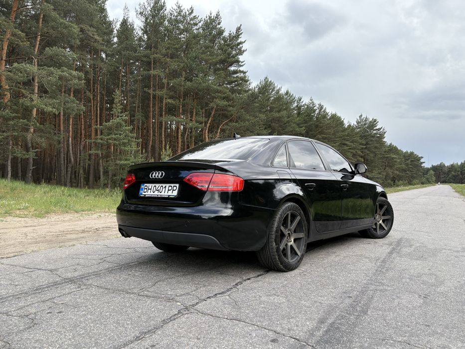 Продам авто audi a4b8