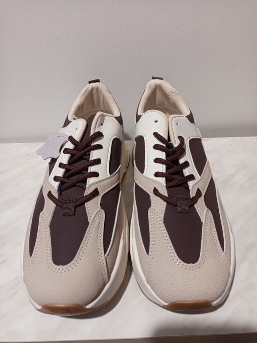 Жіночі кросівки з натуральної шкіри