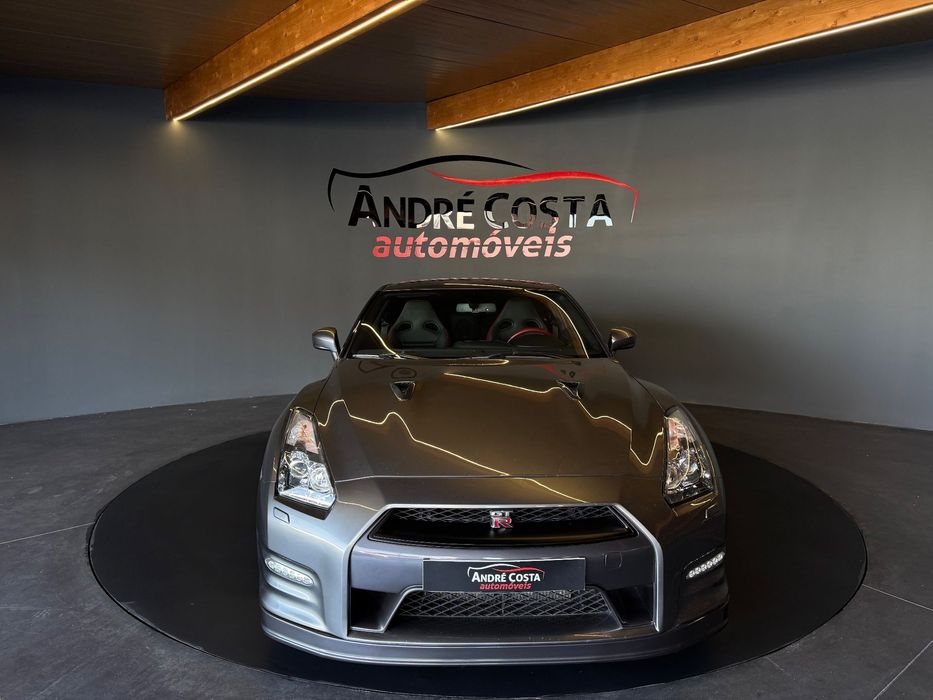 Nissan GT-R 3.8 V6 Black Edition