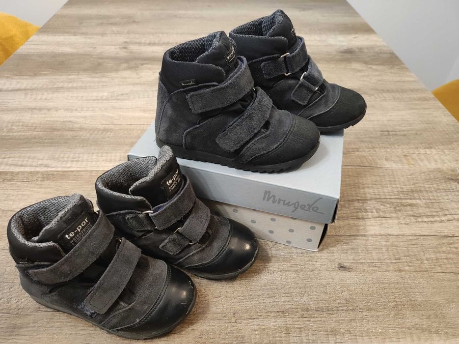 Buty Mrugała Jogi r.27 dwie pary jesień/zima