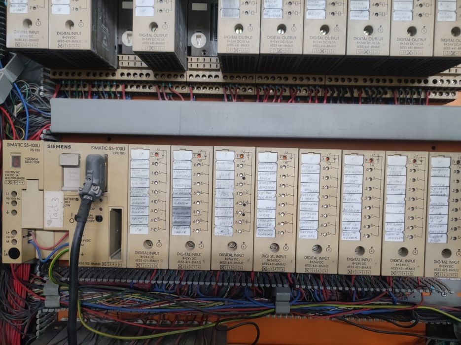 Autómato Siemens Simatic - SS - 100 U