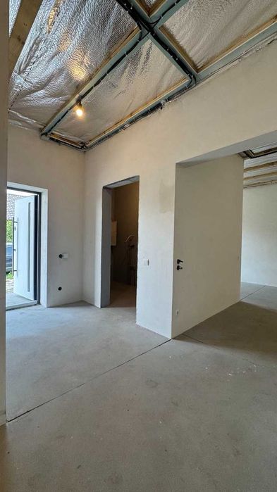 Новий будинок у центрі Зорі | 118 м² | тепла підлога | гараж
