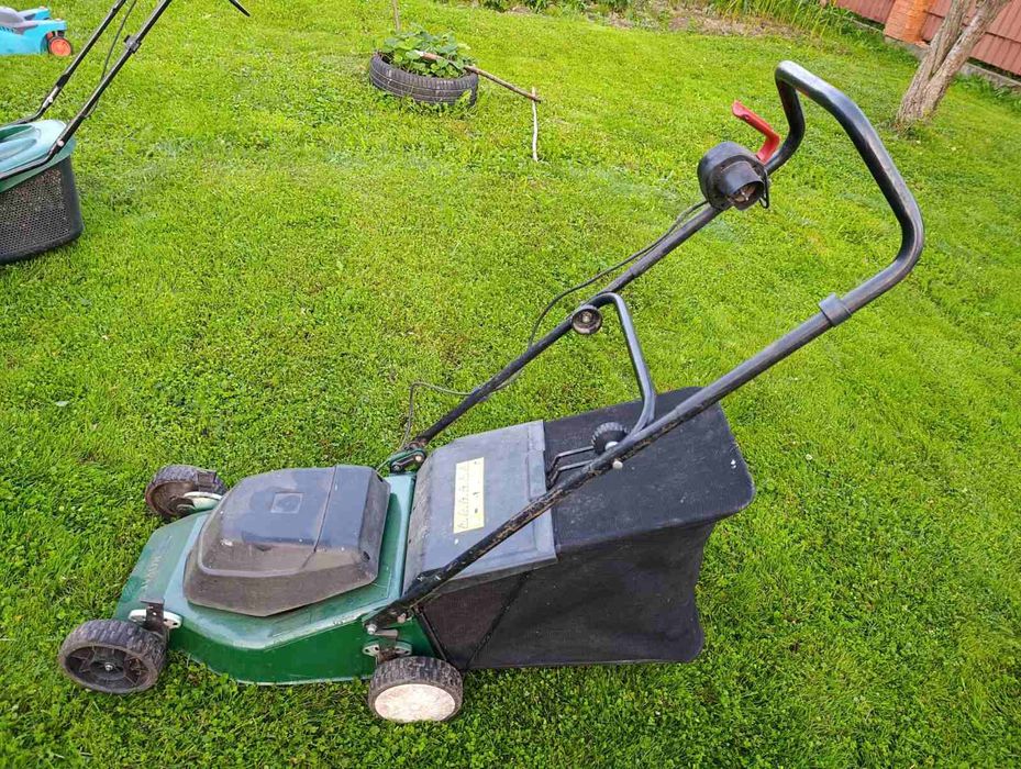 Газонокосилка Газонокосарка
