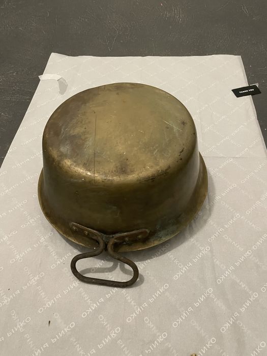 Lote se antiguiades | 2 tachos em cobre c/ concha