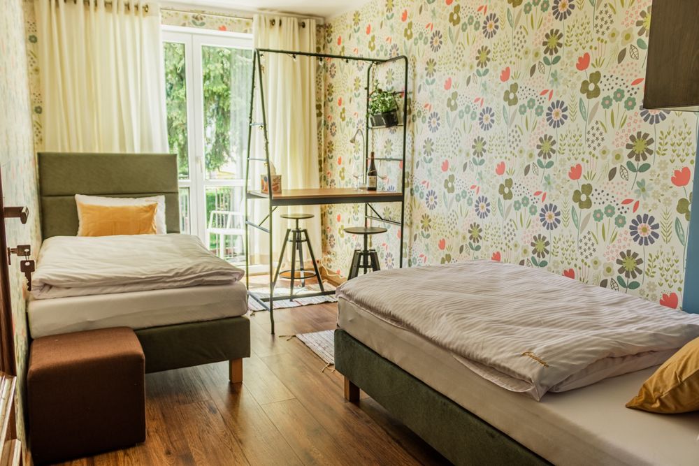 Łóżko  sypialniane