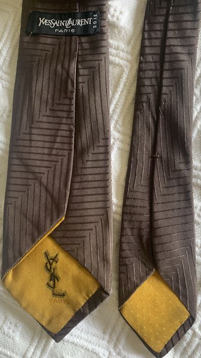 Gravata vintage em seda Yves Saint Laurent