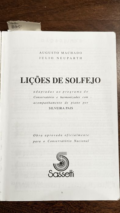 Livro de ensino de Música de Piano “Lições de Solfejo” (Silveira Pais)