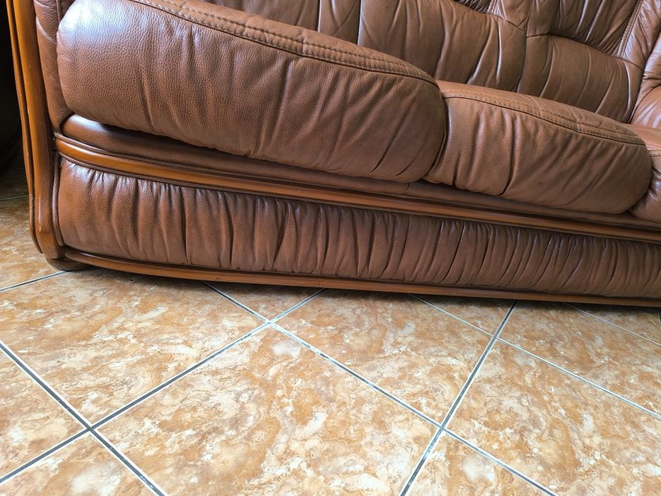 Conjunto de Sofás em pele genuína