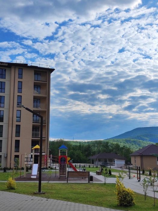 Продаж 3 кімнатних апартаментів. Сонячний квартал.