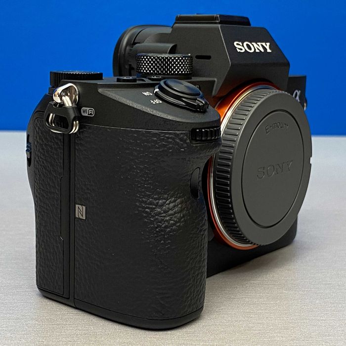 Sony Alpha A7 III (Corpo) - 24.2MP | 3 ANOS DE GARANTIA