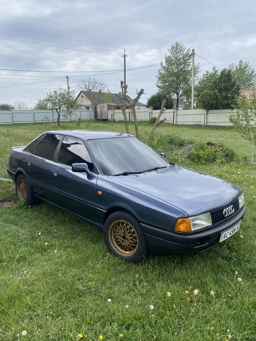 Audi 80b3 в хорошій комплектації