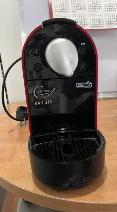 Máquina de café como nova