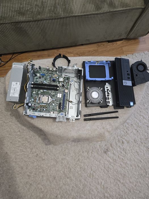 Komputer Dell OptiPlex 7070 SFF i5-9500 3.0GHz | Kadłubek (Brak RAM/Dysk)