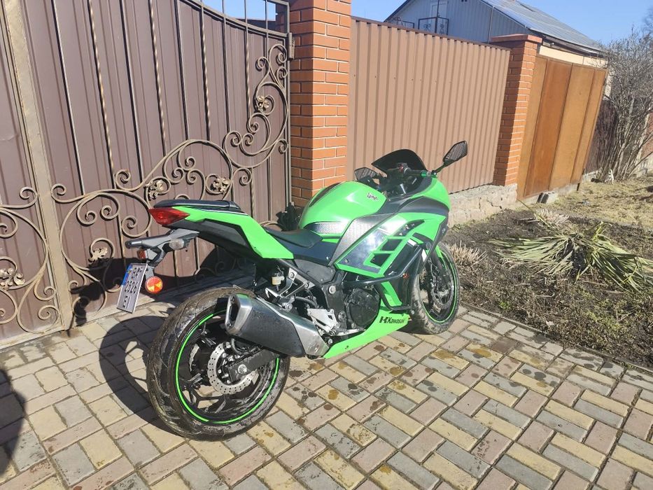 Мотоцикл Kawasaki ninja 300