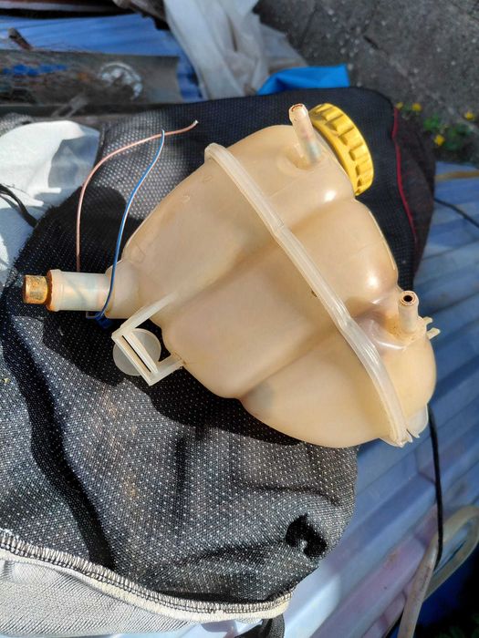 Depósito liquido radiador Opel Vetra 2.2