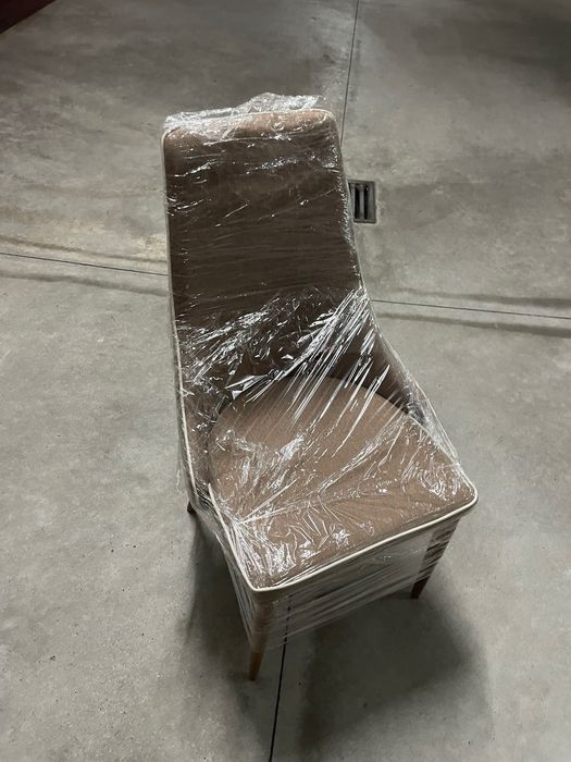 Quatro Cadeiras de Sala Tecido Castanho como nova