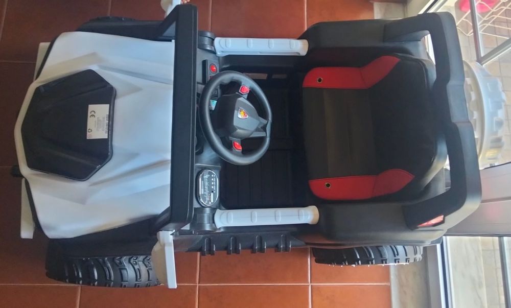 Carrinho a bateria para crianças