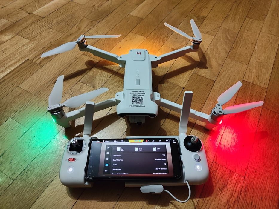 Dron Fimi x8se 2020, duży zestaw.