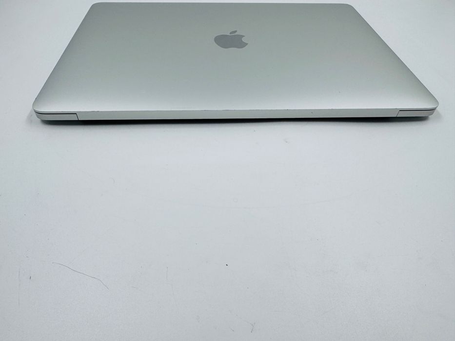 Apple Macbook Pro 13 2020 M1 8GB RAM 256GB SSD Silver IL6818