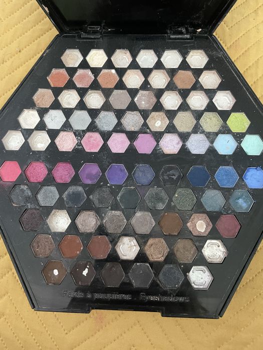 Paleta sephora duzy zestaw z lusterkiem. Cienie, róż, bronzer.