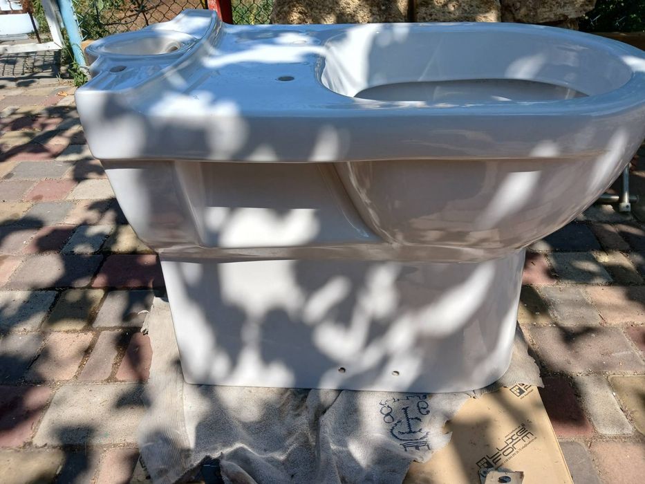 Компакт Jika Испания