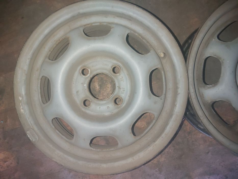 диски r13-14 vw гольф.  ваз.