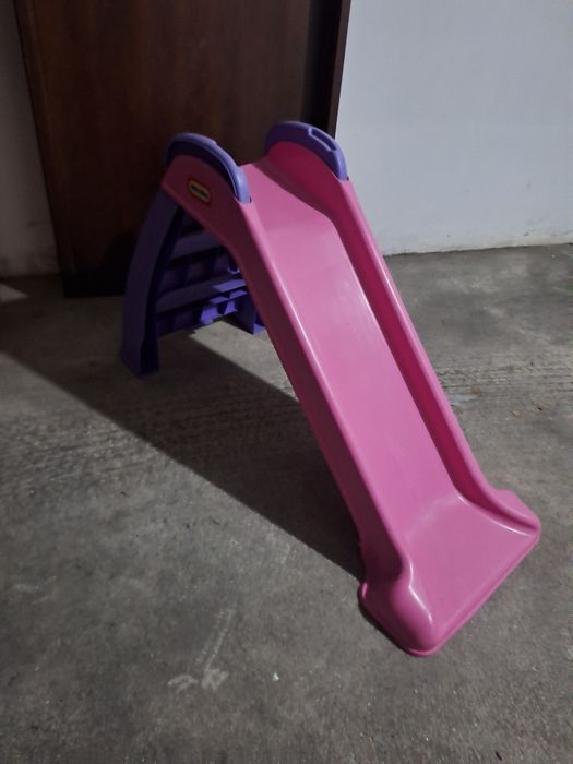 Em bom estado. Para despachar