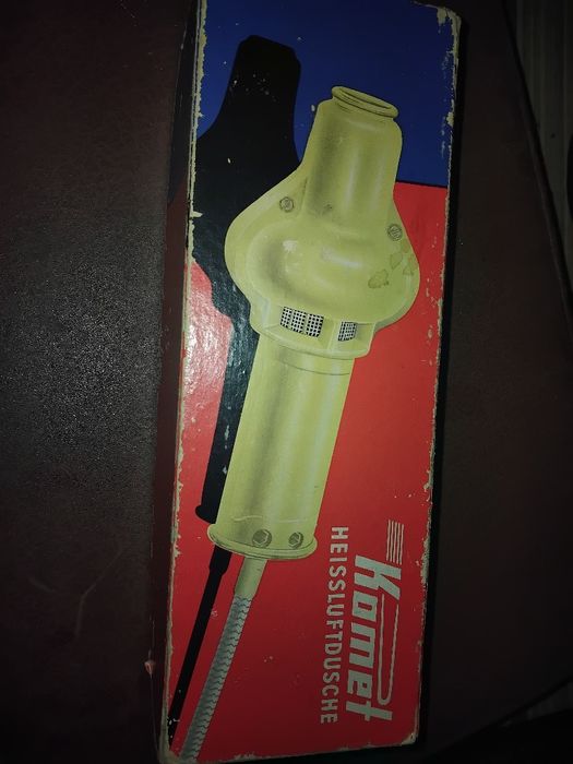 Продам фен майже новий