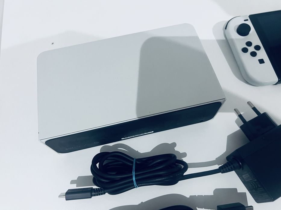 Nintendo Switch Oled 64gb + 7 Gier jak Nowe