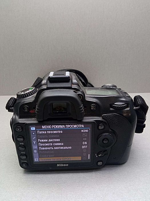 Фотоапарат Nikon D90 Kit