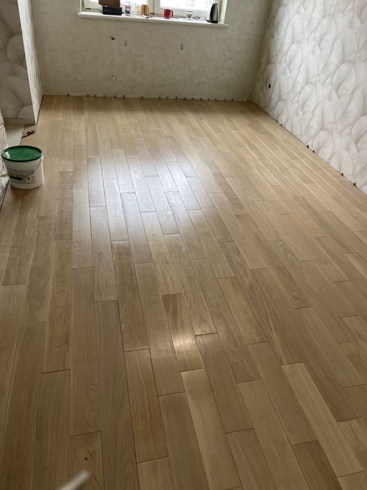 Паркетний масив дуб дошка паркет підвіконня