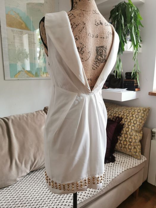 Versace sukienka z odkrytymi plecami