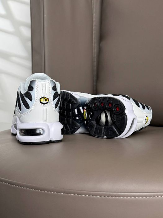 ТОП! Чоловічі кросівки Nike Air Max Plus Tn White Black 41 42 43 44 45 46