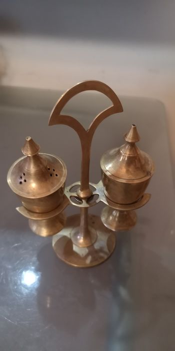 solniczka i pieprzniczka z mosiądzu